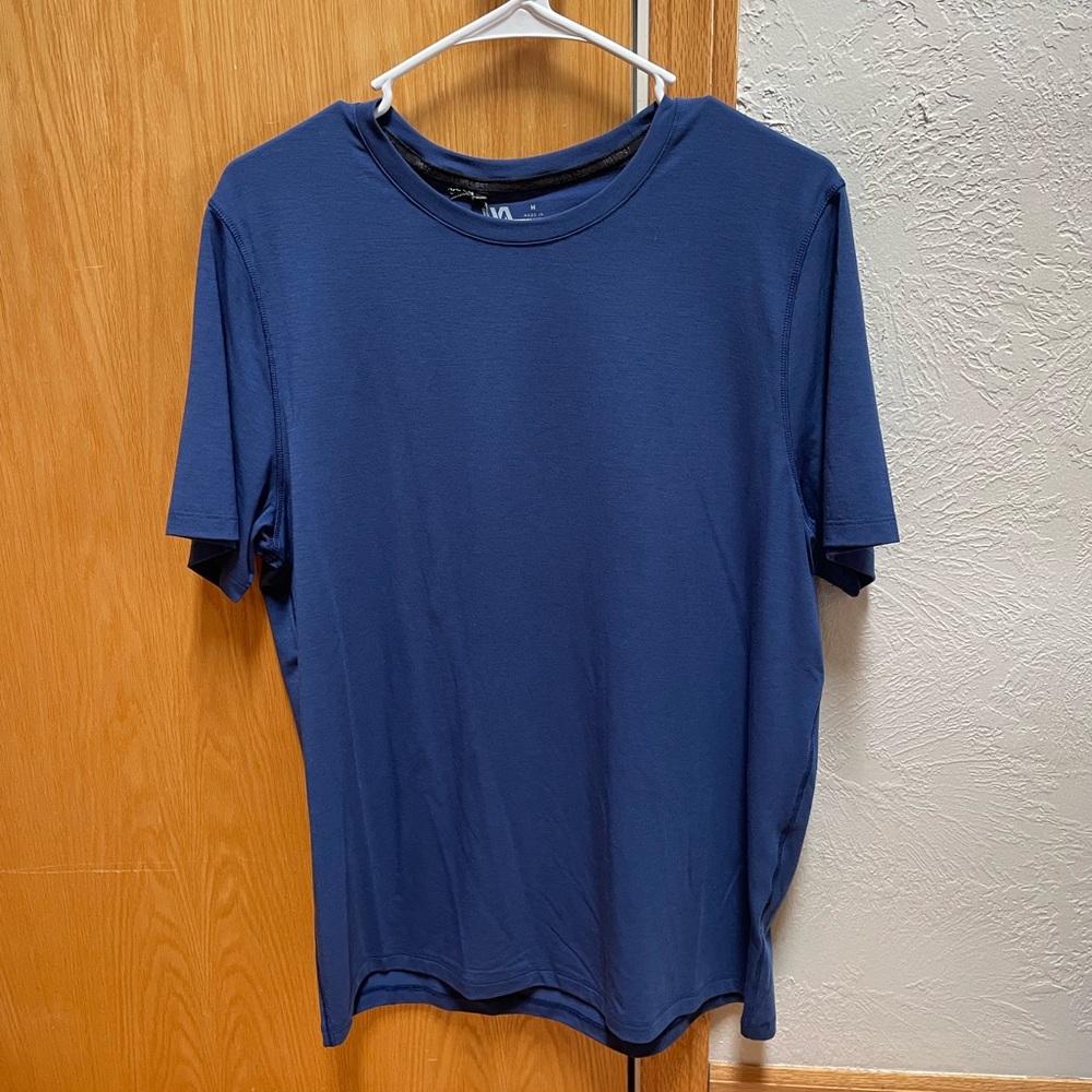 NWT VRST Men’s Icon Short Sleeve Tee